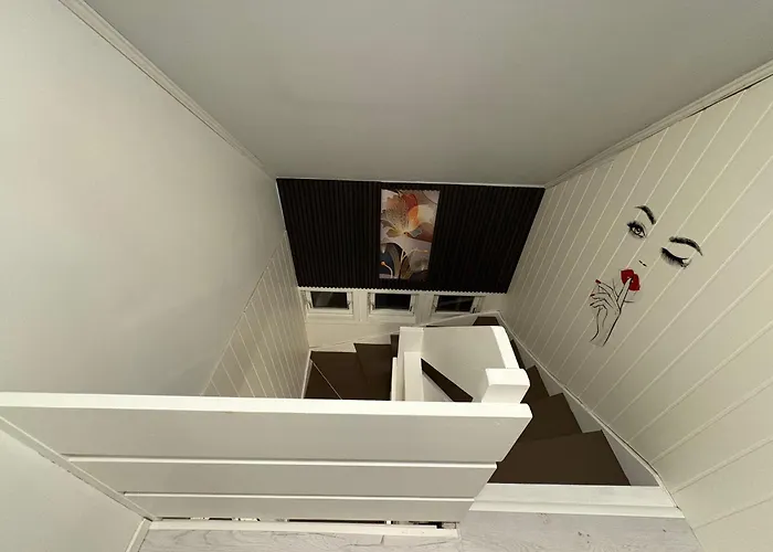 Apartament Housing *